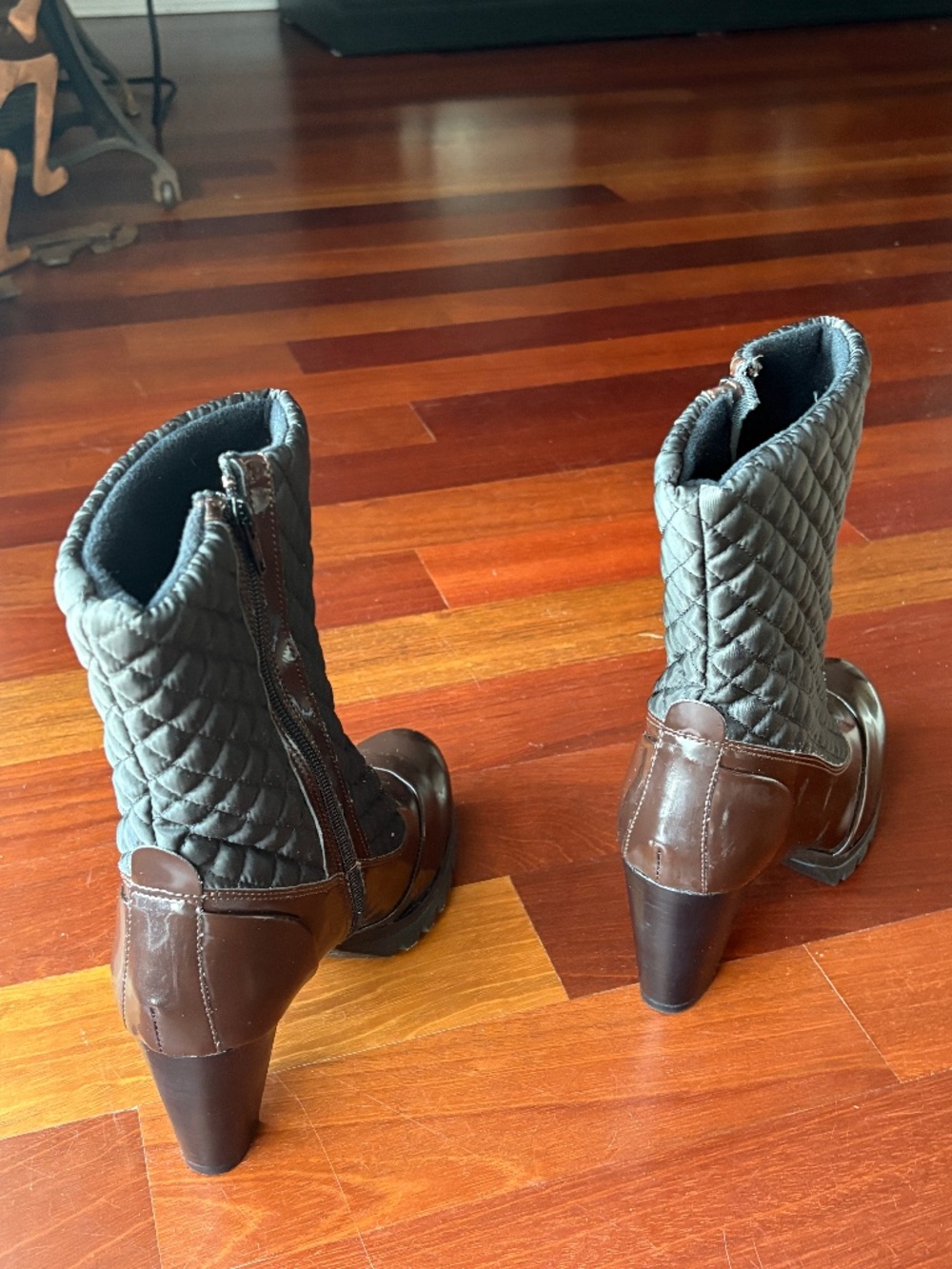 Andre Assous Brown Quilted Patent Leather Winter Mid-Calf Boots - NWT - Picture 2 of 11